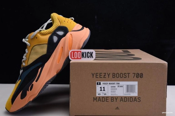 ADIDAS RUNNER YEEZY 700 NEW COLORWAY SUN WAVE BOOST GZ6984 YELLOW 0906